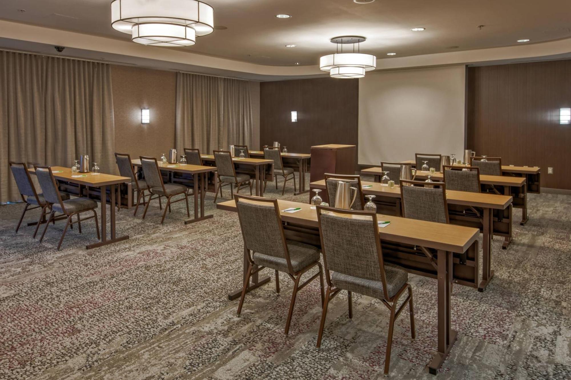 Courtyard Newport News Airport Hotel Ngoại thất bức ảnh